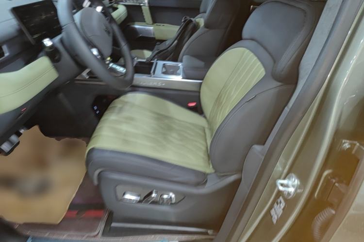 Used Brave warrior M817 2025 Model, Max Left Front Seat