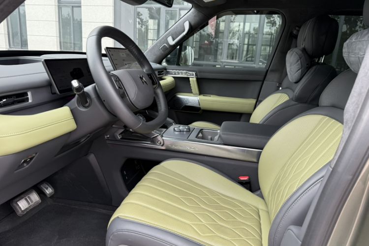 Used Brave warrior M817 2025 Model, Max Left Front Seat