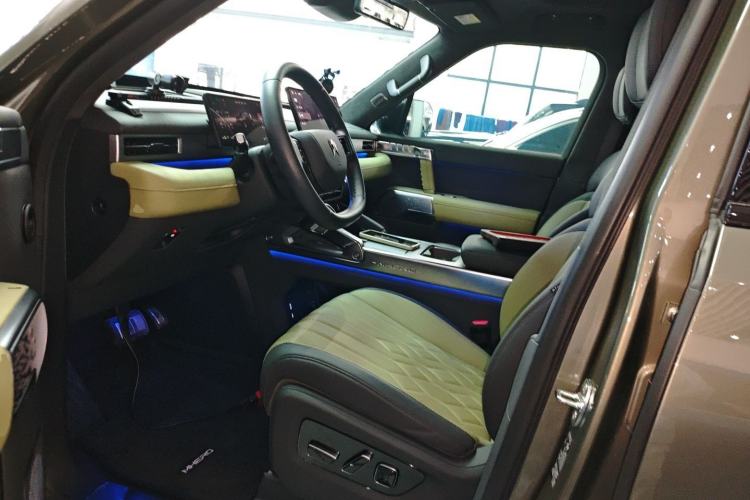 Used Brave warrior M817 2025 Model, Max Left Front Seat