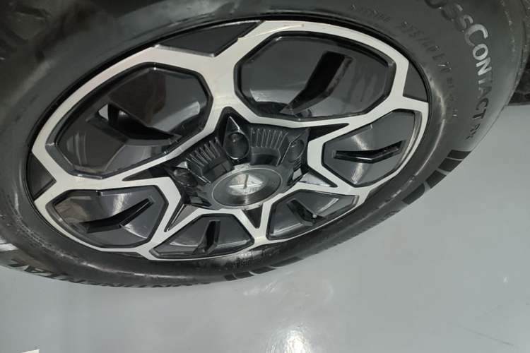 Used Brave warrior M817 2025 Model, Max Left Front Wheel Hub