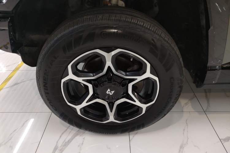 Used Brave warrior M817 2025 Model, Max Left Front Wheel Hub
