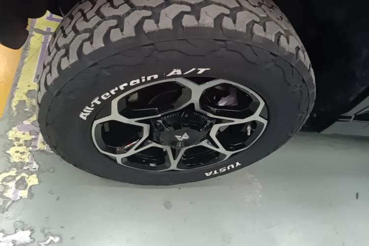 Used Brave warrior M817 2025 Model, Max Left Front Wheel Hub