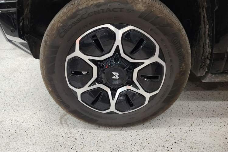 Used Brave warrior M817 2025 Model, Max Left Front Wheel Hub