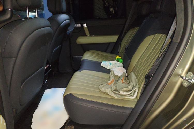 Used Brave warrior M817 2025 Model, Hero Left Rear Seat
