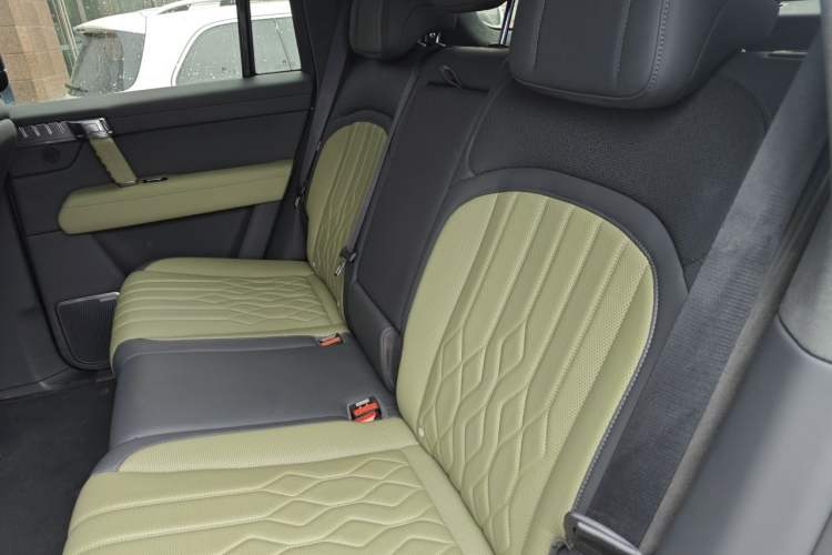 Used Brave warrior M817 2025 Model, Max Left Rear Seat