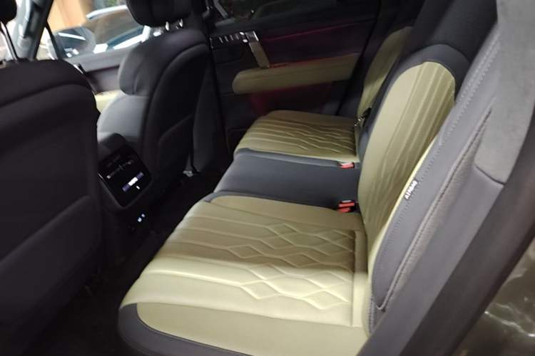 Used Brave warrior M817 2025 Model, Max Left Rear Seat