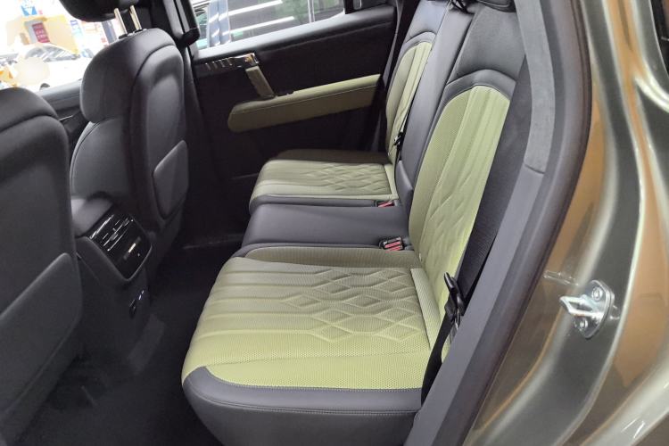 Used Brave warrior M817 2025 Model, Pro Left Rear Seat