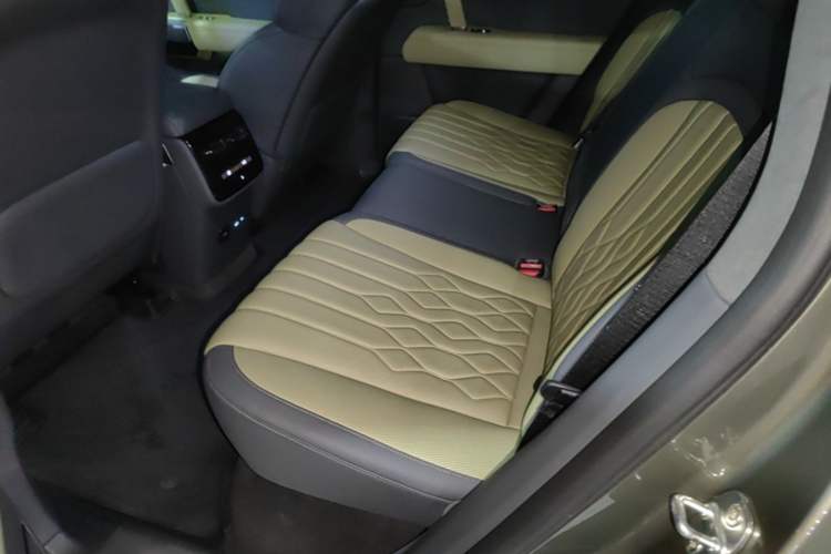 Used Brave warrior M817 2025 Model, Max Left Rear Seat