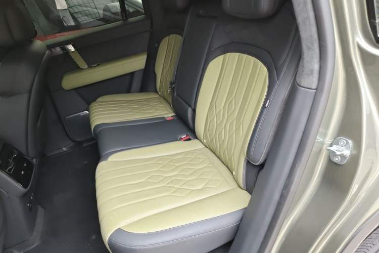 Used Brave warrior M817 2025 Model, Max Left Rear Seat