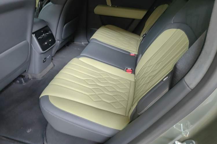 Used Brave warrior M817 2025 Model, Max Left Rear Seat