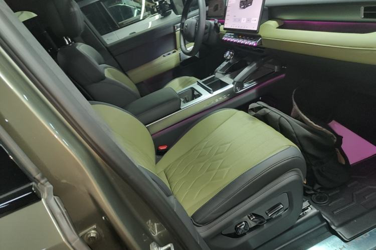 Used Brave warrior M817 2025 Model, Max Right Front Seat