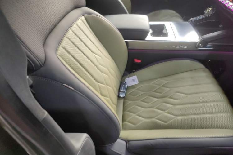 Used Brave warrior M817 2025 Model, Max Right Front Seat