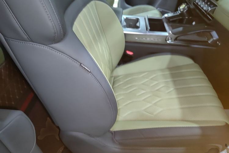 Used Brave warrior M817 2025 Model, Max Right Front Seat