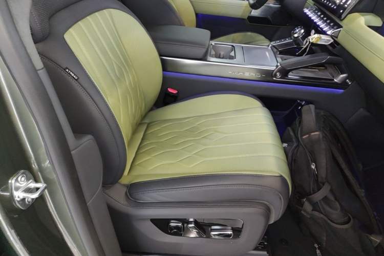 Used Brave warrior M817 2025 Model, Max Right Front Seat