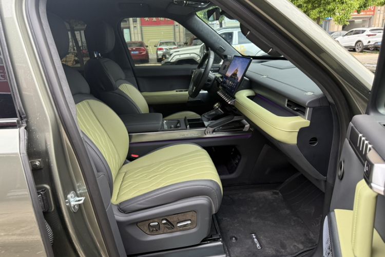Used Brave warrior M817 2025 Model, Hero Right Front Seat