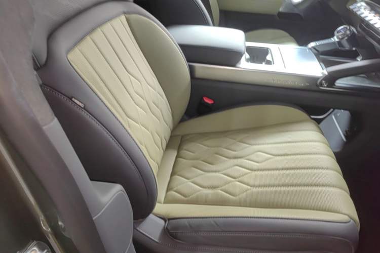 Used Brave warrior M817 2025 Model, Max Right Front Seat