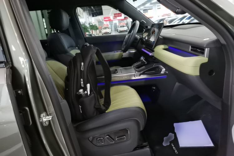 Used Brave warrior M817 2025 Model, Pro Right Front Seat