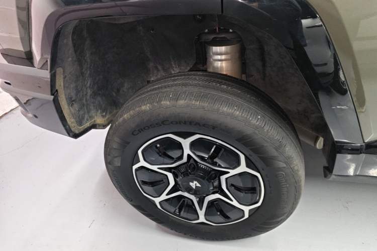 Used Brave warrior M817 2025 Model, Max Right Rear Wheel Hub