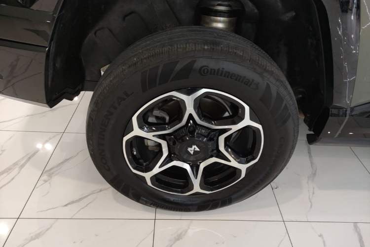 Used Brave warrior M817 2025 Model, Max Right Rear Wheel Hub