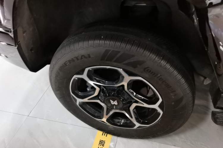 Used Brave warrior M817 2025 Model, Pro Right Rear Wheel Hub