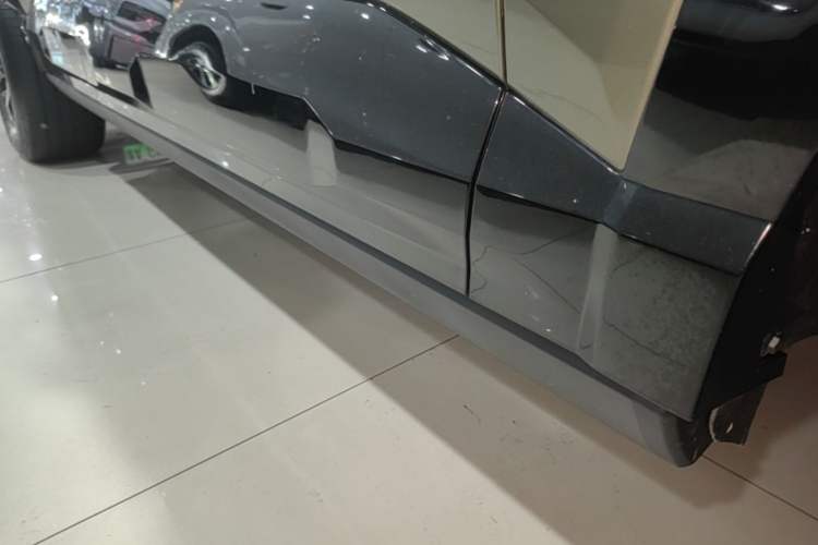 Used Brave warrior M817 2025 Model, Max Right Side Sill