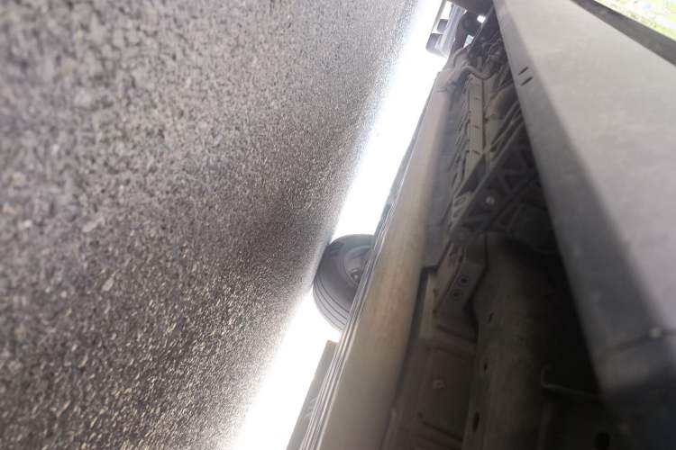 Used Brave warrior M817 2025 Model, Max+ Chassis Front Right
