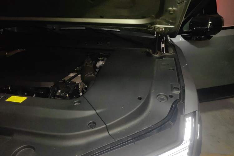 Used Brave warrior M817 2025 Model, Max Engine Bay Left