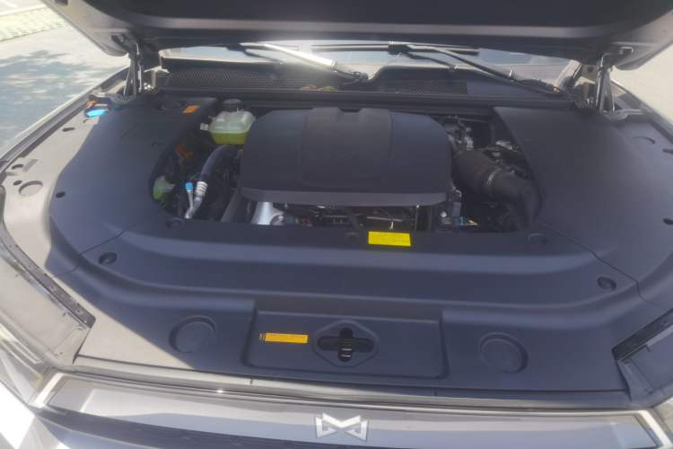 Used Brave warrior M817 2025 Model, Max Engine Bay