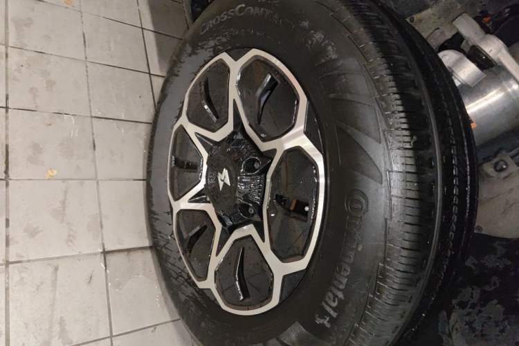 Used Brave warrior M817 2025 Model, Max Right Front Wheel Hub