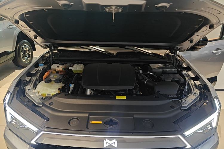 Used Brave warrior M817 2025 Model, Max Engine Bay