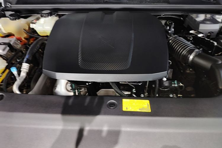 Used Brave warrior M817 2025 Model, Max Engine Bay