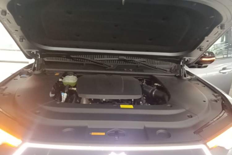 Used Brave warrior M817 2025 Model, Max Engine Bay