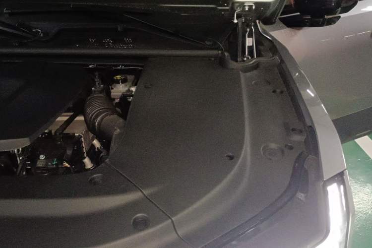 Used Brave warrior M817 2025 Model, Max Engine Bay Left