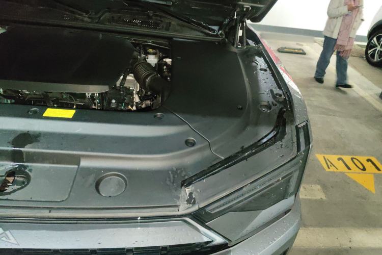 Used Brave warrior M817 2025 Model, Max Engine Bay Left