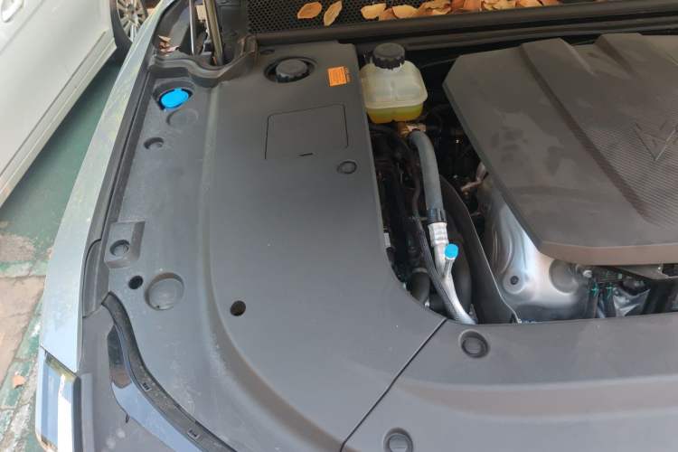 Used Brave warrior M817 2025 Model, Max Engine Bay Right