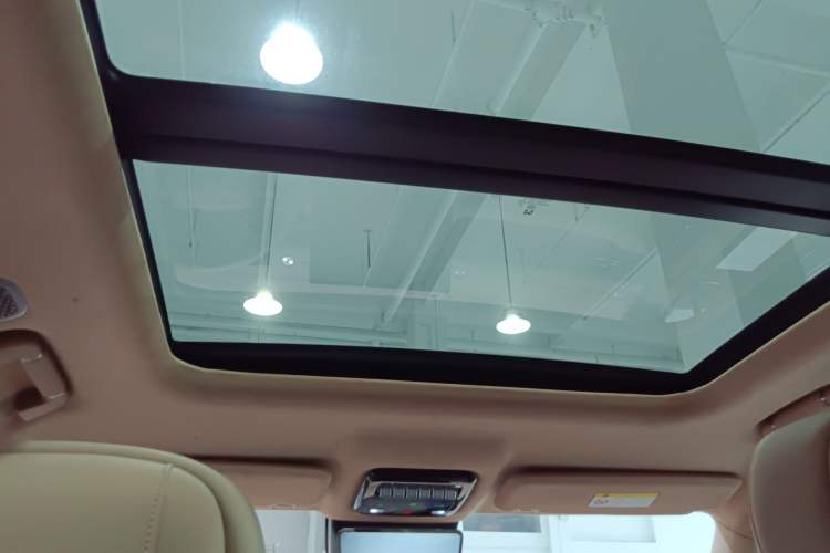 Used Brave warrior M817 2025 Model, Max Headliner