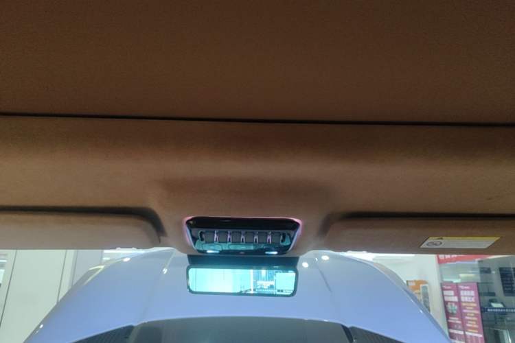 Used Brave warrior M817 2025 Model, Max Headliner