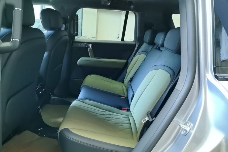 Used Brave warrior M817 2025 Model, Pro Left Rear Seat