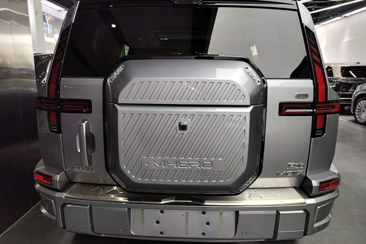 Used Brave warrior M817 2025 Model, Max Rear