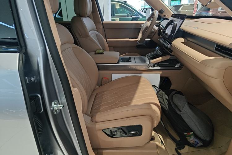 Used Brave warrior M817 2025 Model, Max Right Front Seat