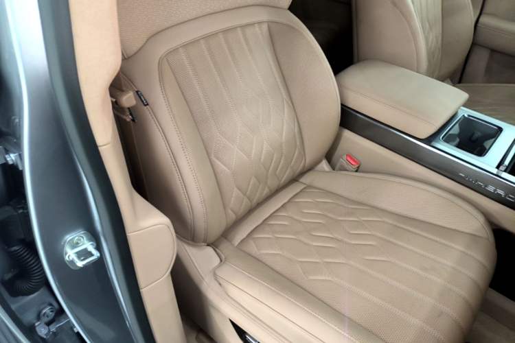 Used Brave warrior M817 2025 Model, Max Right Front Seat