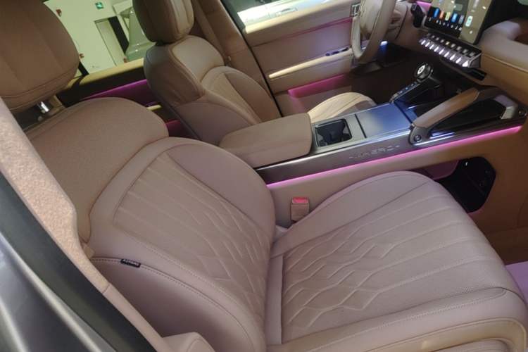 Used Brave warrior M817 2025 Model, Max Right Front Seat