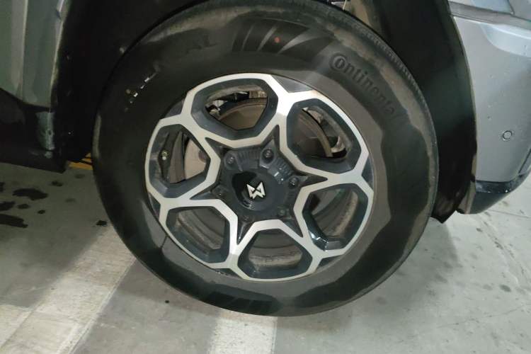 Used Brave warrior M817 2025 Model, Max Right Front Wheel Hub