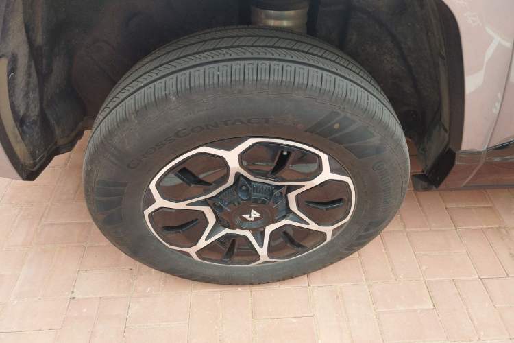 Used Brave warrior M817 2025 Model, Max Right Rear Wheel Hub