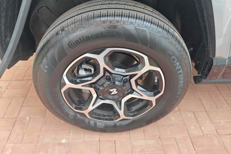 Used Brave warrior M817 2025 Model, Pro Right Rear Wheel Hub