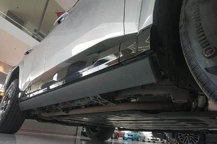 Used Brave warrior M817 2025 Model, Max Right Side Sill