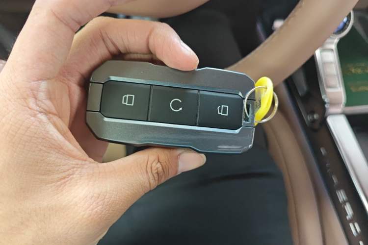 Used Brave warrior M817 2025 Model, Max Vehicle Key