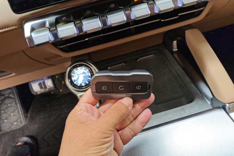 Used Brave warrior M817 2025 Model, Max Vehicle Key
