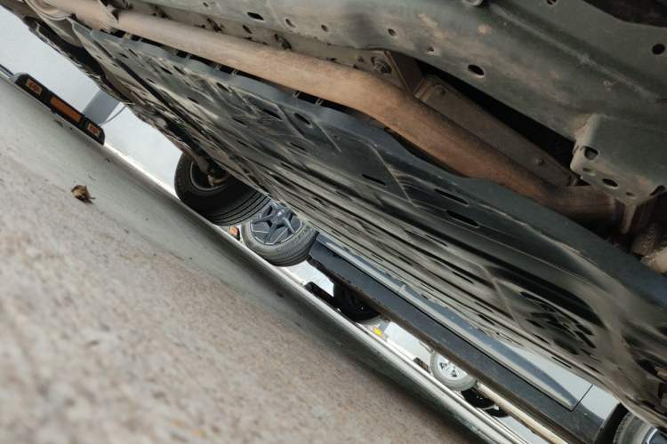 Used Brave warrior M817 2025 Model, Hero Chassis Front Right