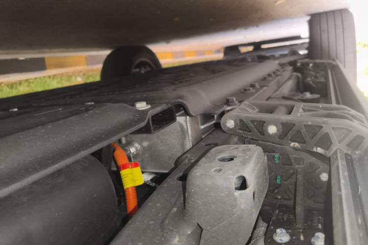 Used Brave warrior M817 2025 Model, Max Chassis Rear Left